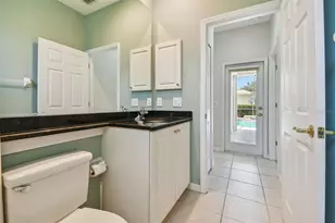 6815 Honeysuckle Trail, Lakewood Ranch, FL 34202 - Photo 32