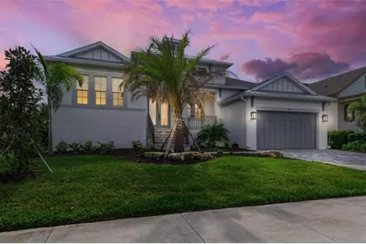 8211 37th Avenue Circle W, Bradenton, FL 34209 - Photo 2