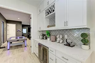 8211 37th Ave Cir W, Bradenton, FL 34209 - Photo 10