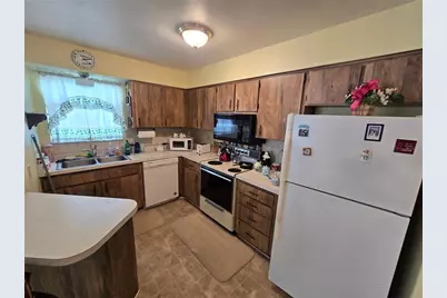 4632 Blossom Boulevard #4632, Zephyrhills, FL 33542 - Photo 8