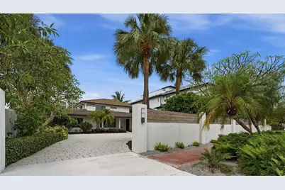541 S Washington Drive, Sarasota, FL 34236 - Photo 2