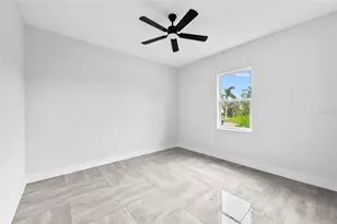 9225 Raes Creek Pl, Palmetto, FL 34221 - Photo 34