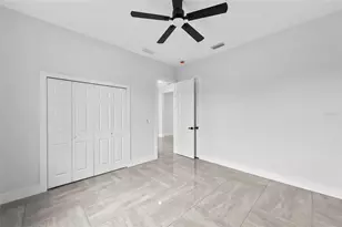 9225 Raes Creek Pl, Palmetto, FL 34221 - Photo 36