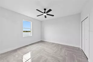 9225 Raes Creek Pl, Palmetto, FL 34221 - Photo 42