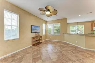 3931 Yellowstone Circle, Sarasota, FL 34233 - Photo 8