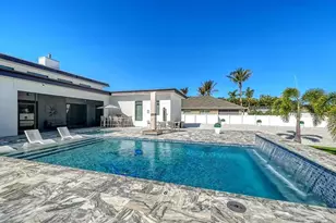 1899 Vamo Way, Sarasota, FL 34231 - Photo 50