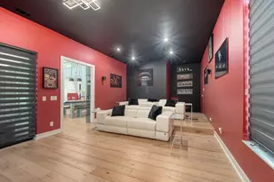 1899 Vamo Way, Sarasota, FL 34231 - Photo 32