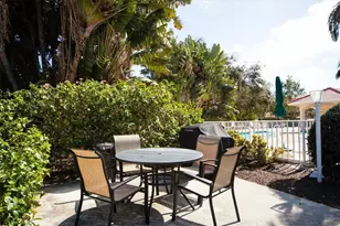 9320 Clubside Cir, Sarasota, FL 34238 - Photo 36
