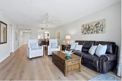9320 Clubside Circle #2209, Sarasota, FL 34238 - Photo 8
