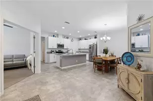 8512 Cache Dr, Sarasota, FL 34240 - Photo 12