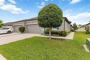 8512 Cache Dr, Sarasota, FL 34240 - Photo 4