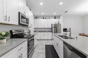8512 Cache Dr, Sarasota, FL 34240 - Photo 22