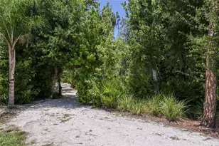 2493 Paradise Plum Dr, Sarasota, FL 34240 - Photo 36
