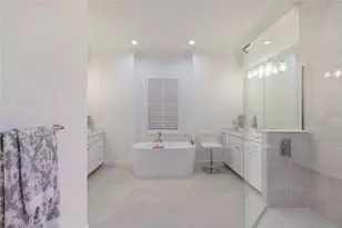 2493 Paradise Plum Dr, Sarasota, FL 34240 - Photo 18
