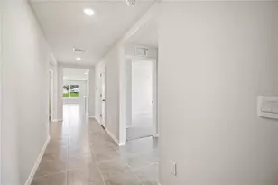 3906 111th St E, Palmetto, FL 34221 - Photo 4