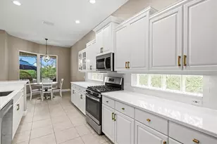 9144 Willow Brook Dr, Sarasota, FL 34238 - Photo 6