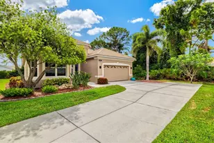 9144 Willow Brook Dr, Sarasota, FL 34238 - Photo 2