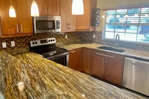 110 49th Ct E, Palmetto, FL 34221 - Photo 14