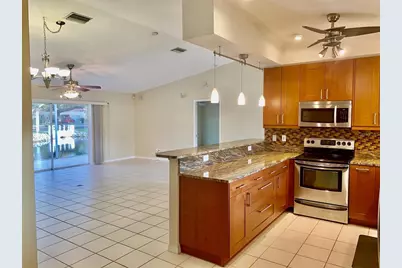 110 49th Court E, Palmetto, FL 34221 - Photo 12