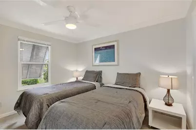 1128 W Peppertree Lane #111, Sarasota, FL 34242 - Photo 20