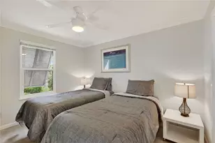 1128 W Peppertree Ln, Sarasota, FL 34242 - Photo 20