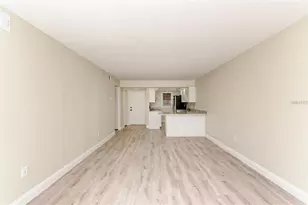 129 Tyler Dr, Sarasota, FL 34236 - Photo 6