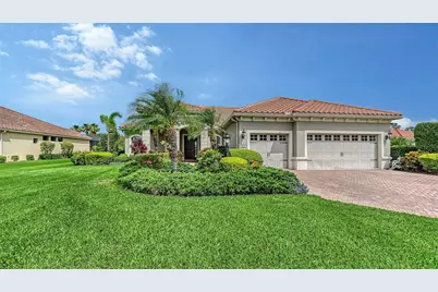 8215 Larkspur Circle, Sarasota, FL 34241 - Photo 2
