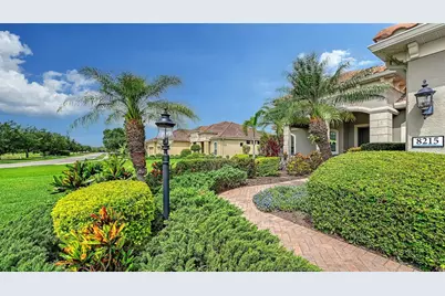 8215 Larkspur Circle, Sarasota, FL 34241 - Photo 68