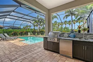 8215 Larkspur Cir, Sarasota, FL 34241 - Photo 42