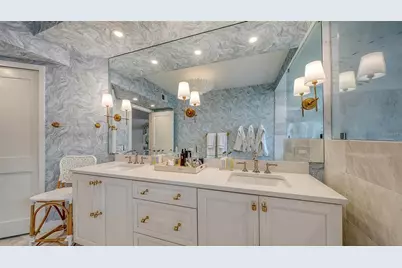1241 Gulf Of Mexico Drive #408, Longboat Key, FL 34228 - Photo 52