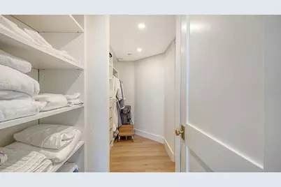 1241 Gulf Of Mexico Drive #408, Longboat Key, FL 34228 - Photo 62