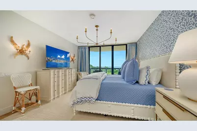 1241 Gulf Of Mexico Drive #408, Longboat Key, FL 34228 - Photo 58