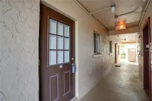 4013 Lake Bayshore Dr, Bradenton, FL 34205 - Photo 2