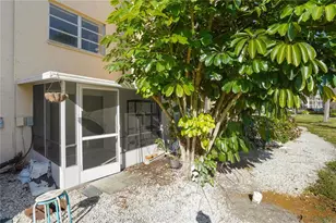4013 Lake Bayshore Dr, Bradenton, FL 34205 - Photo 28