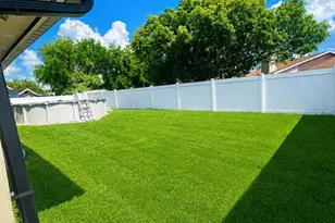 17 S Flag Dr, Kissimmee, FL 34759 - Photo 4