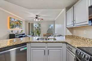 5552 Bentgrass Dr, Sarasota, FL 34235 - Photo 6