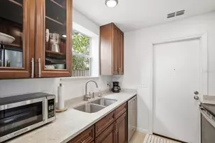 104 Chesapeake Ave, Tampa, FL 33606 - Photo 6