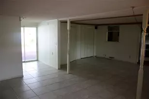 407 N Pompano Ave, Sarasota, FL 34237 - Photo 4