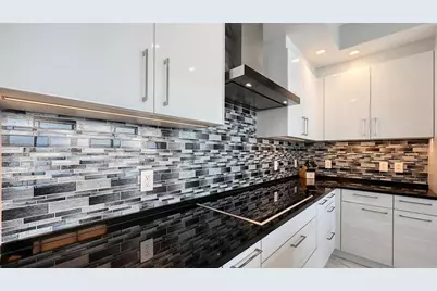 1155 N Gulfstream Avenue #1107, Sarasota, FL 34236 - Photo 28