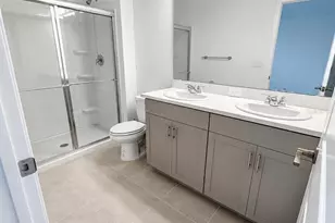 8749 Winter Breeze Wy, Sarasota, FL 34241 - Photo 4