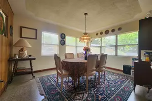 1604 28th St W, Bradenton, FL 34205 - Photo 10