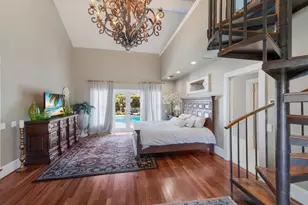 1829 Bougainvillea St, Sarasota, FL 34239 - Photo 28