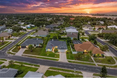 405 Bayside Lane, Nokomis, FL 34275 - Photo 2