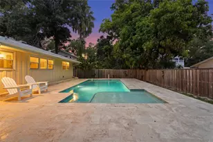 2480 Alameda Avenue, Sarasota, FL 34234 - Photo 2