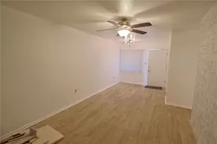 5955 Palm Ln, Bradenton, FL 34207 - Photo 8