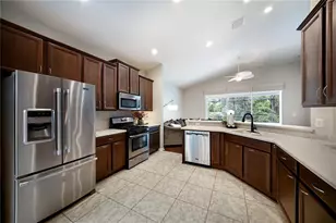 17463 New Cross Cir, Lithia, FL 33547 - Photo 12