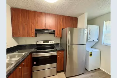 409 57th Avenue Drive E #A, Bradenton, FL 34203 - Photo 4