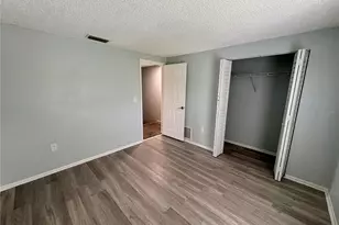408 57th Ave Dr E, Bradenton, FL 34203 - Photo 12
