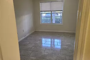 4802 51st Street W, Bradenton, FL 34210 - Photo 8