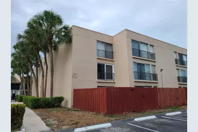2763 Woodgate Lane #204, Sarasota, FL 34231 - Photo 1